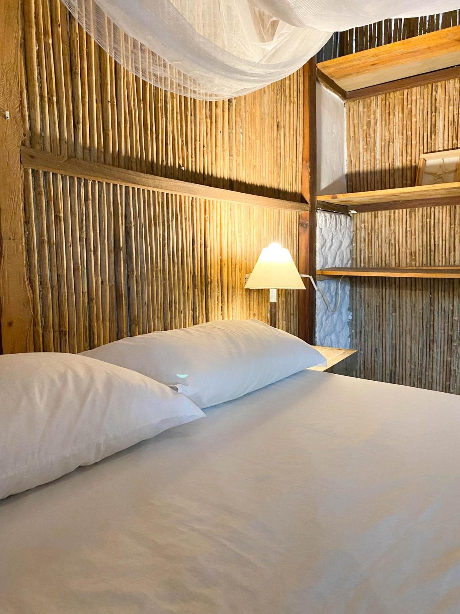 Hostal Zinpar Palomino Esterno foto