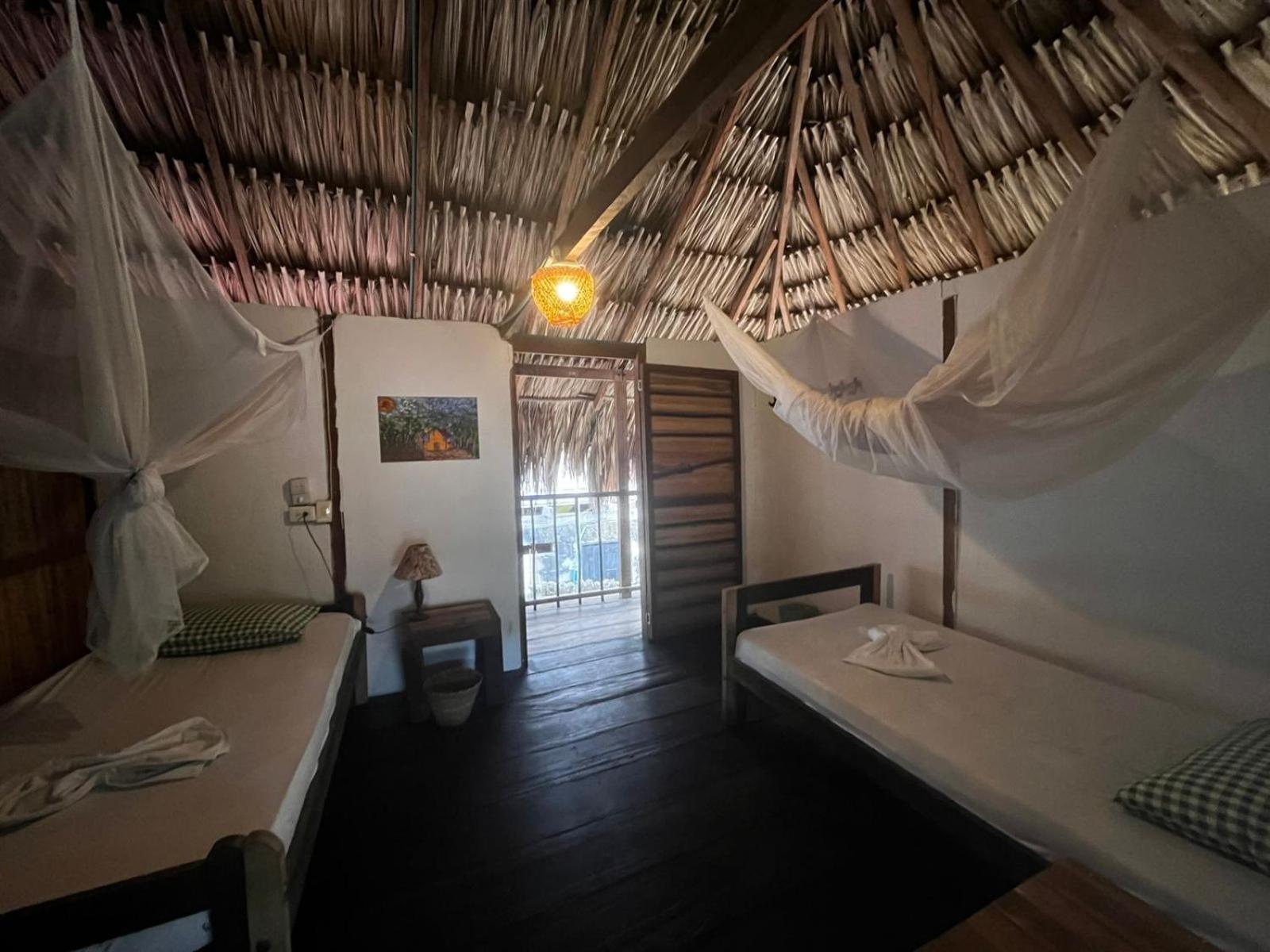 Hostal Zinpar Palomino Esterno foto
